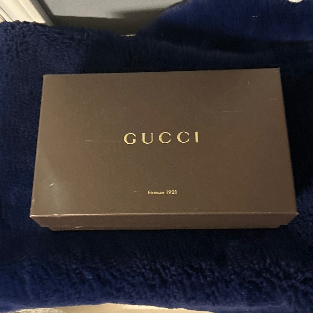 Gucci shoe box